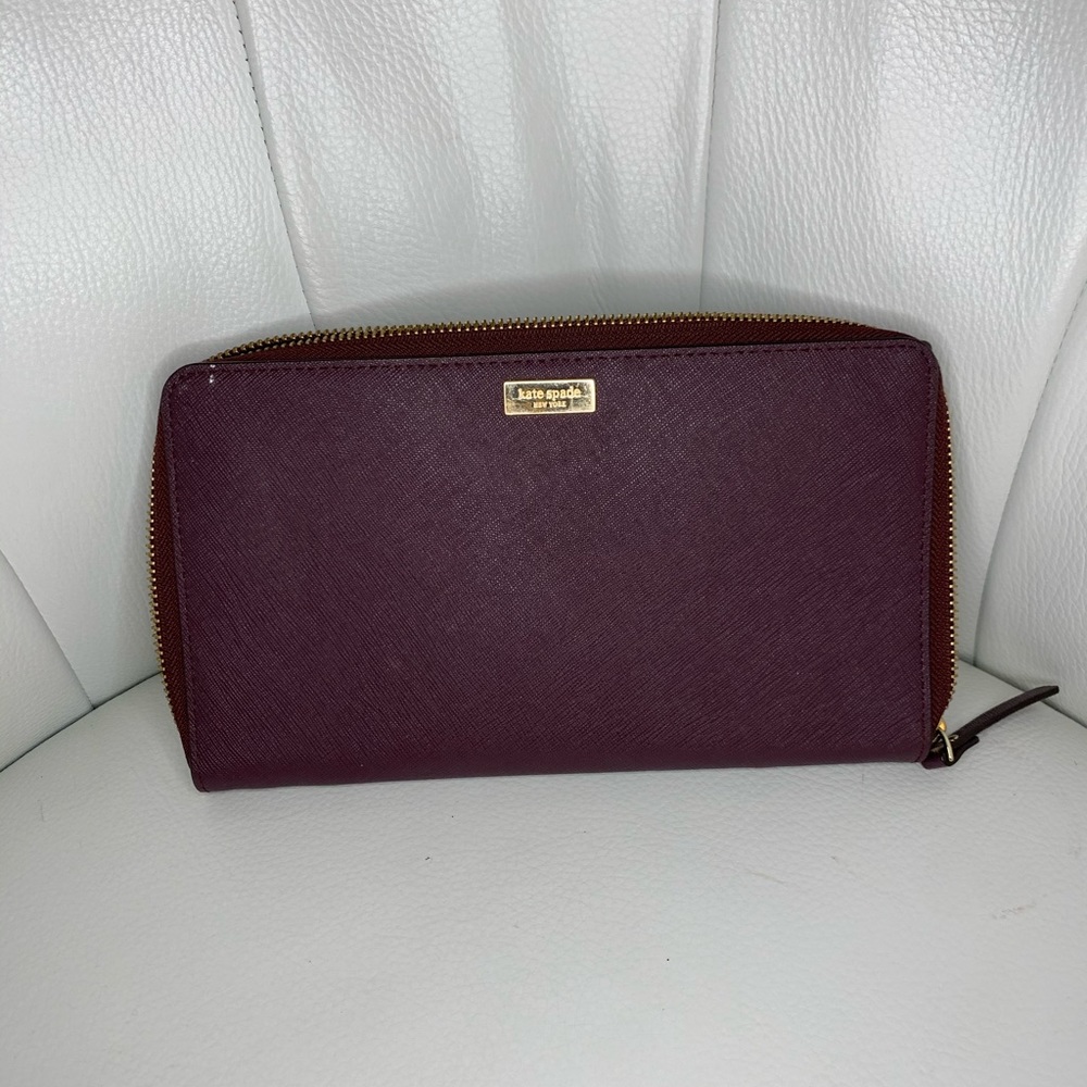 KATE SPADE ♠️ WALLET CLUTCH